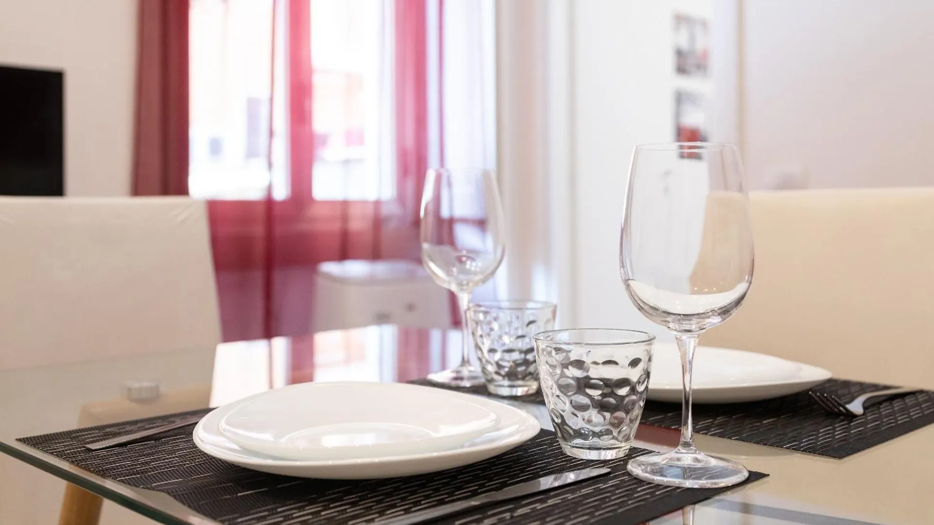 アパート Bicocca Elegant Sweet Home Suite - Milan, 20 Minutes Duomo イタリア